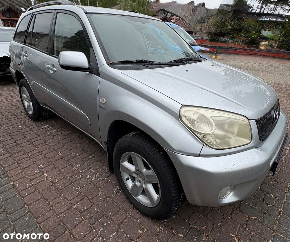 Toyota RAV4 - 5
