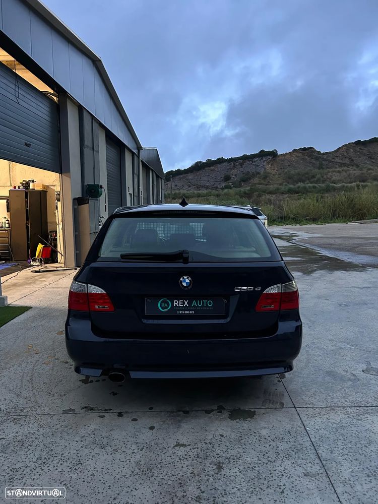 BMW 520 dA Executive - 3