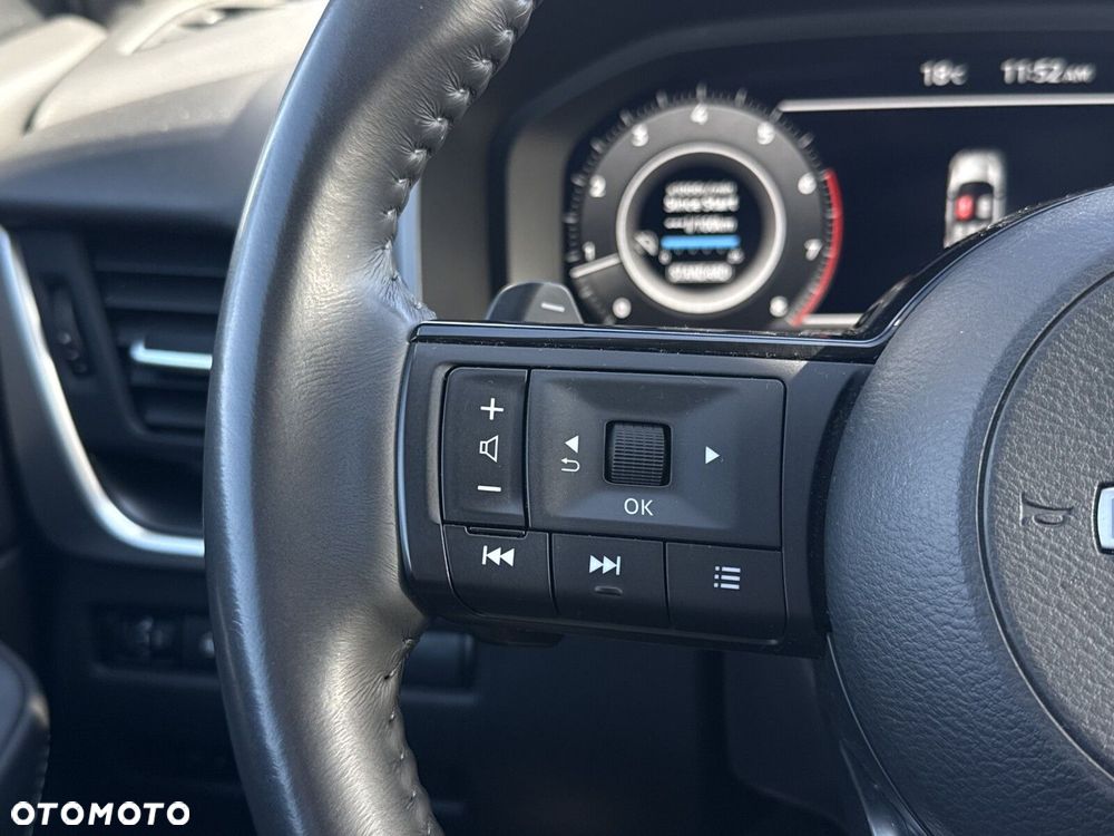 Nissan Qashqai 1.3 DIG-T mHEV N-Connecta Xtronic - 22