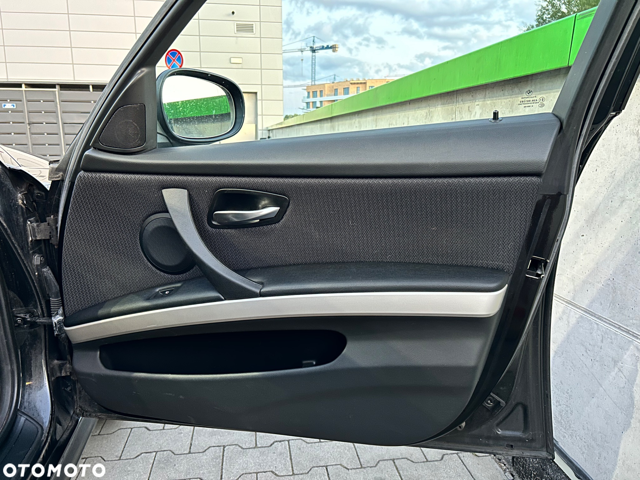 BMW Seria 3 320d DPF Touring - 23