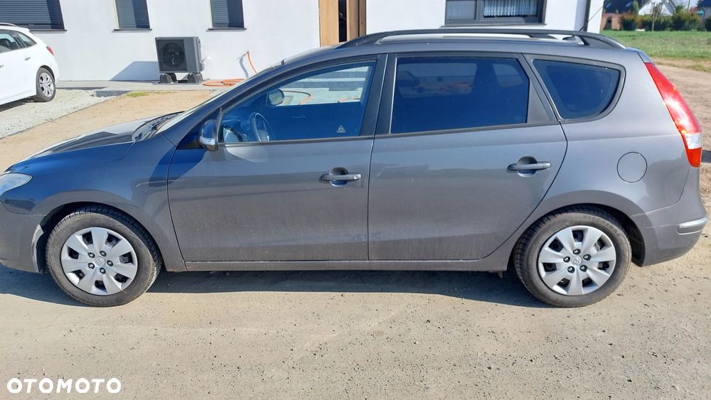 Hyundai i30 1.6 CRDi Comfort - 5