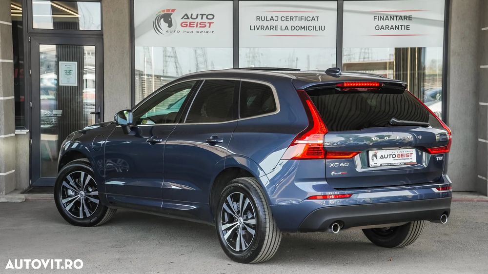 Volvo XC 60 T8 Twin Engine AWD Momentum - 8