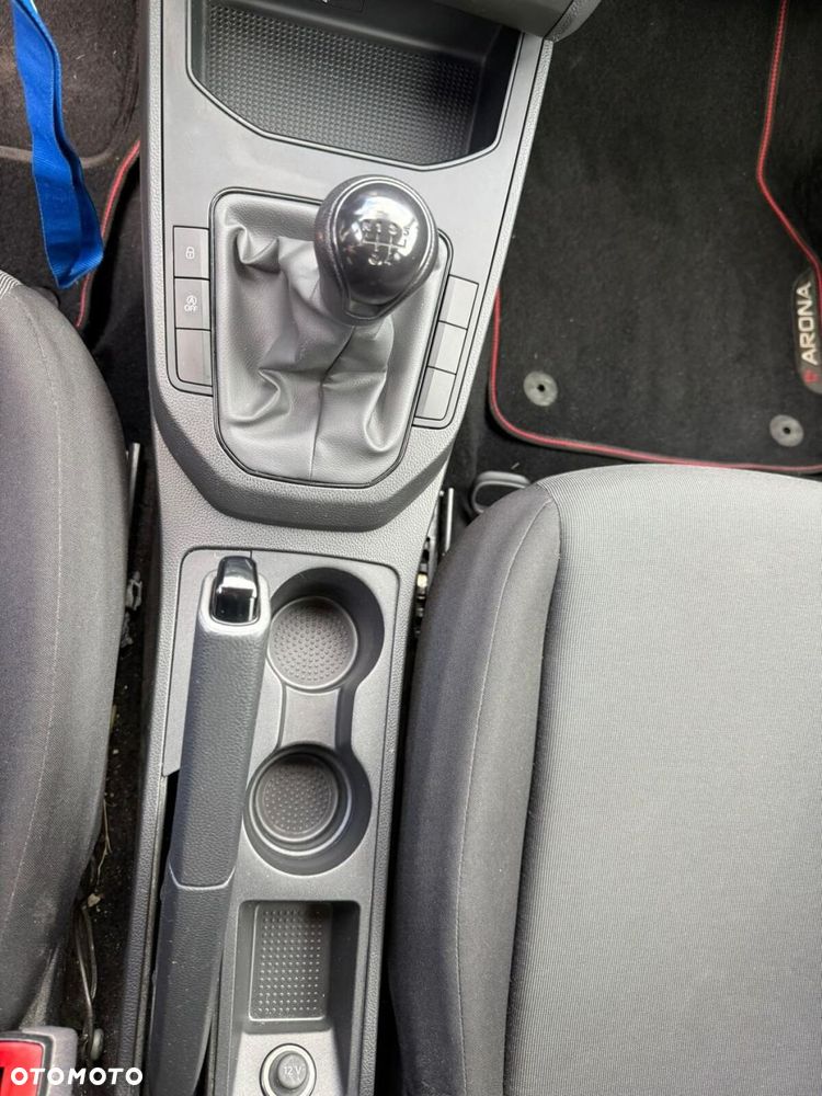 Seat Arona - 12