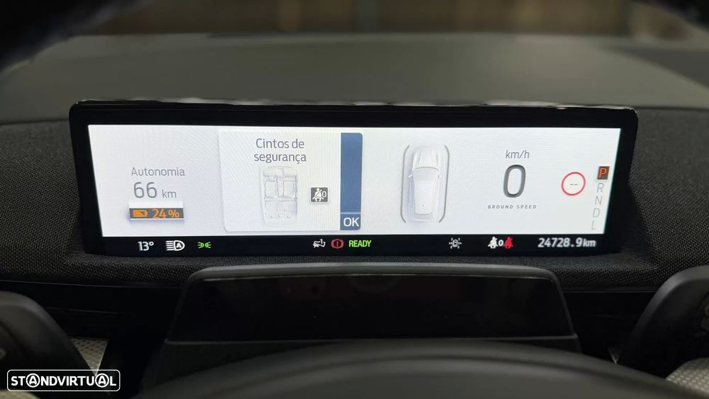 Ford Mustang Mach-E Standard - 19