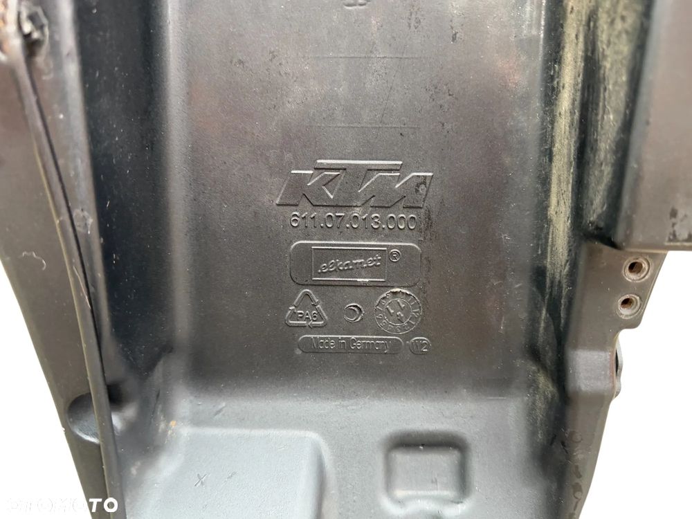 Zbiornik paliwa bak  KTM Super Duke 990 07-13r - 10