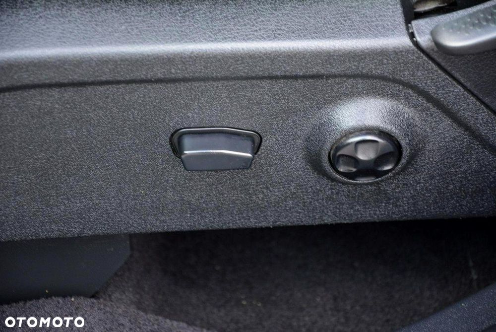 Fiat Freemont 2.0 Multijet Lounge AWD - 36