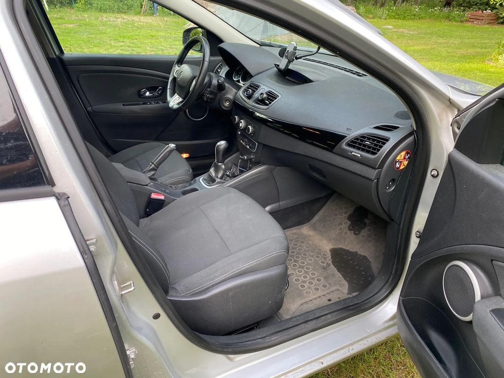 Renault Fluence 1.6 16V Color Edition - 19