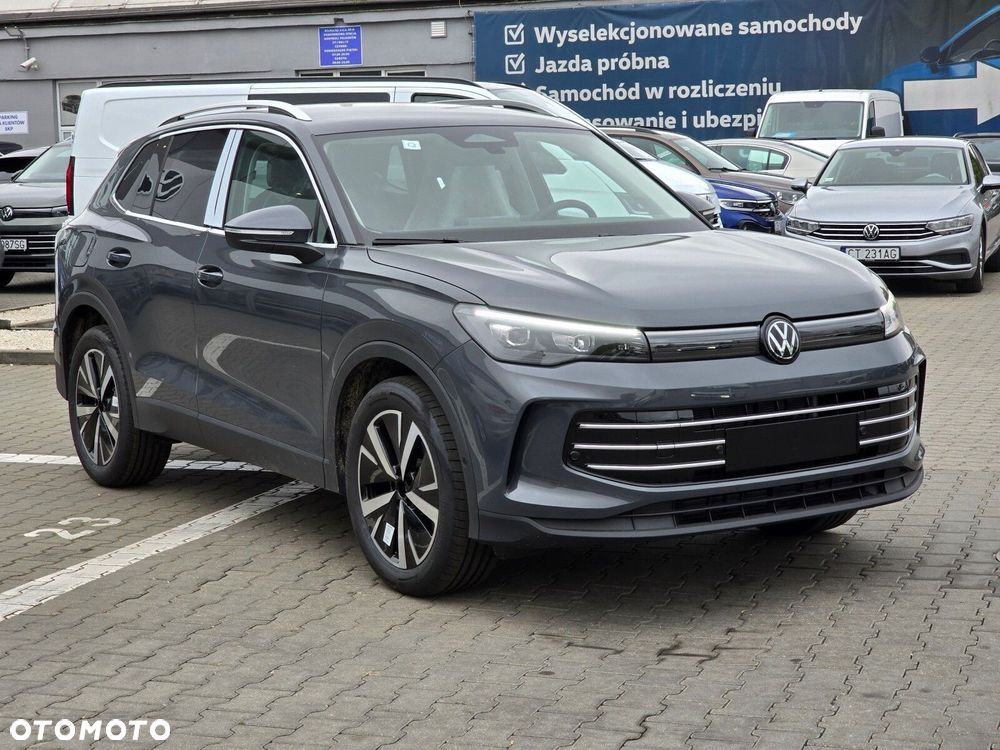 Volkswagen Tiguan 1.5 eTSI Elegance DSG - 5