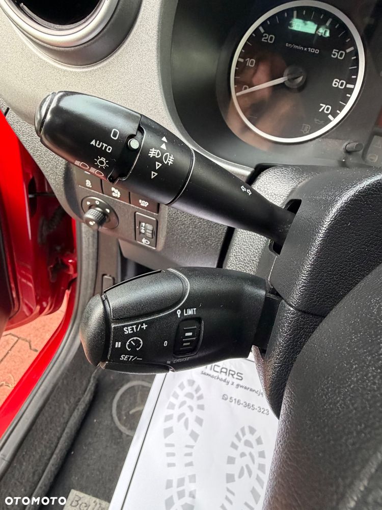 Citroën Berlingo Multispace BlueHDi 120 S&S SHINE - 24