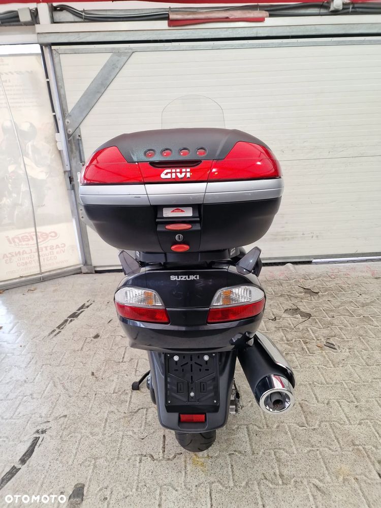 Suzuki Burgman - 25