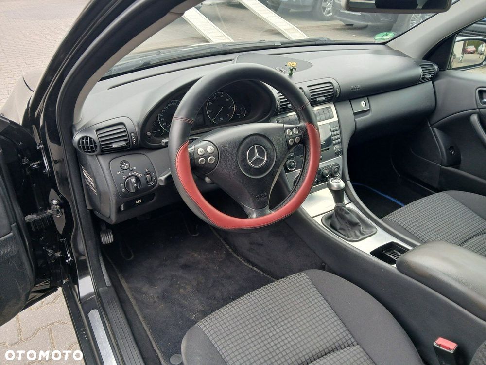 Mercedes-Benz Klasa C 200 Kompressor - 12