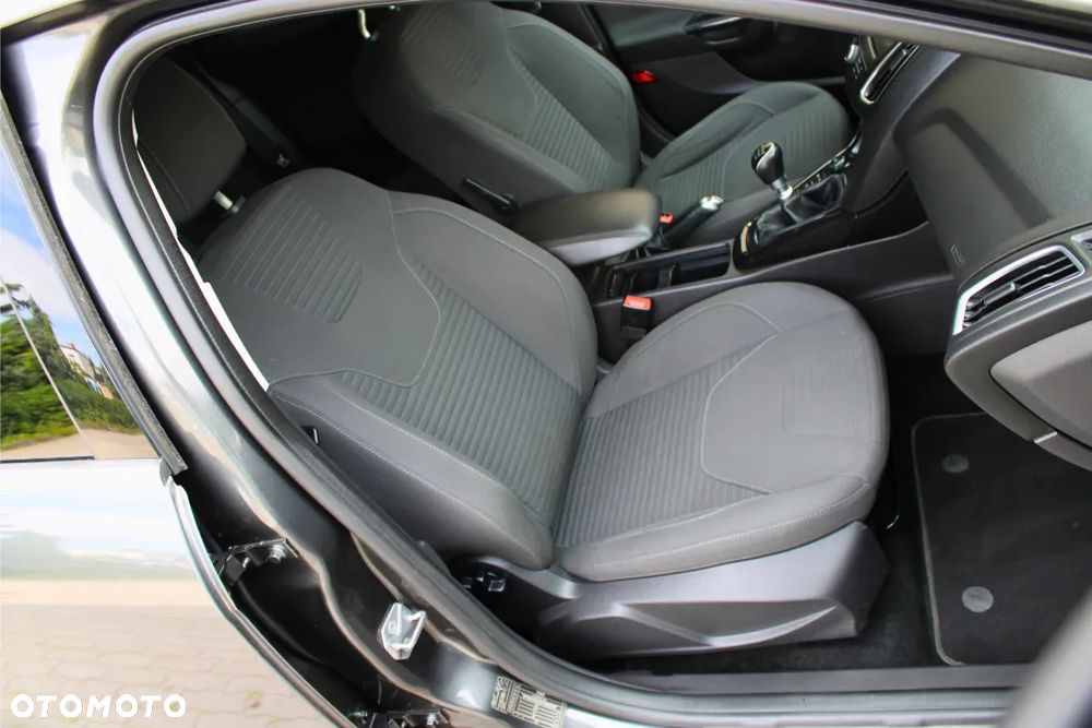 Ford Focus 1.5 TDCi Titanium - 19
