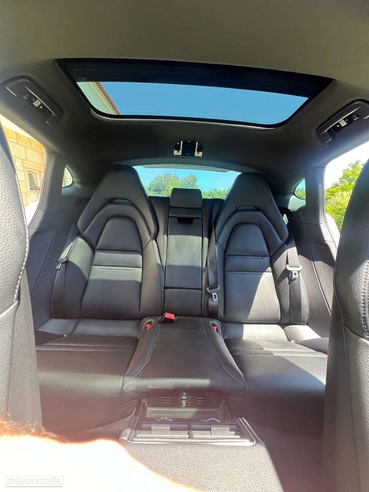 Porsche Panamera 4S E-Hybrid - 9