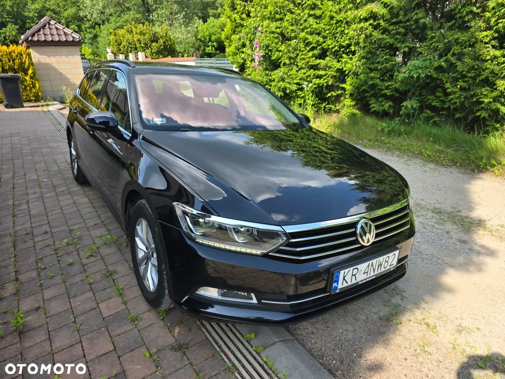 Volkswagen Passat - 2