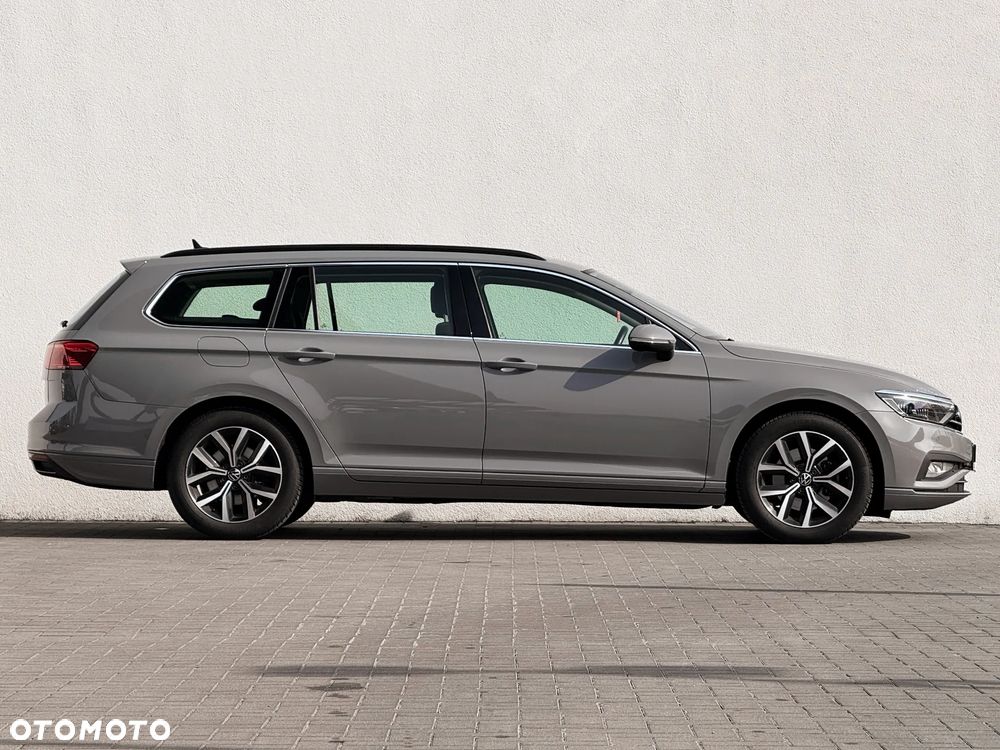 Volkswagen Passat Variant 1.5 TSI EVO Business DSG - 4
