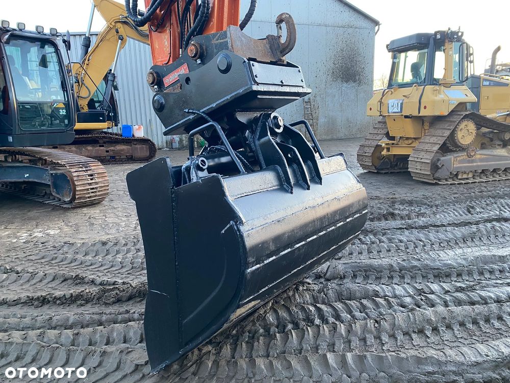 Hitachi ZX225USLC-5, 2013 ROK, KRÓTKI TYŁ, PODWOZIE 80% DOBRE, Z NIEMIEC - 25