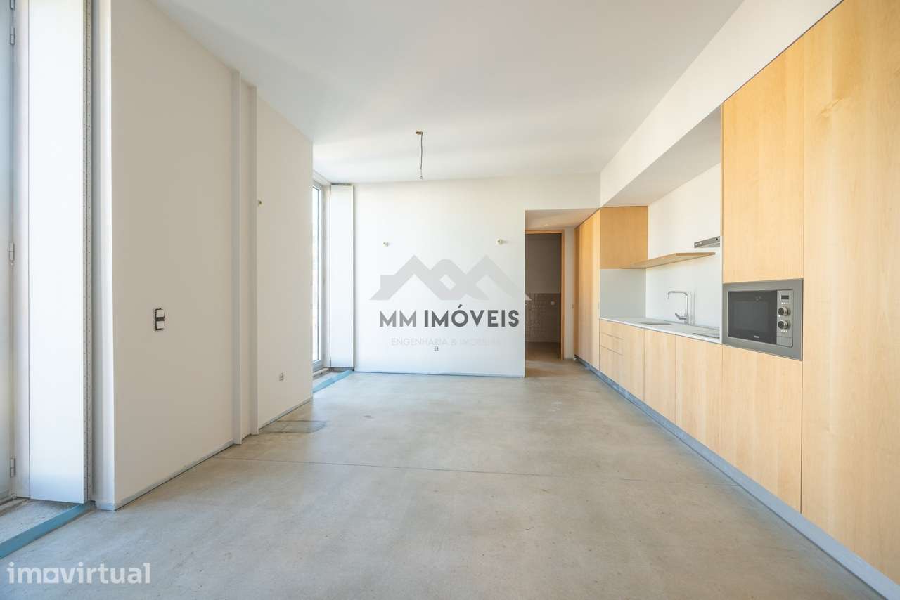 Apartamento T0|  Reabilitado | Lordelo Ouro | Rio Douro - Grande imagem: 2/29