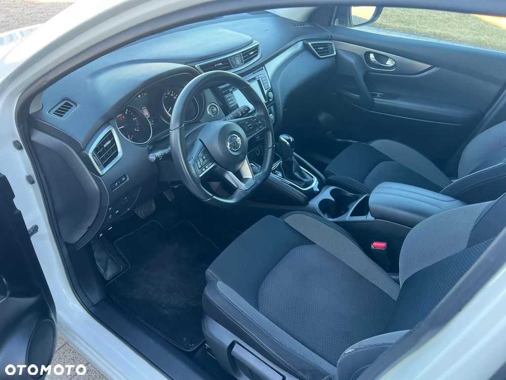 Nissan Qashqai - 10