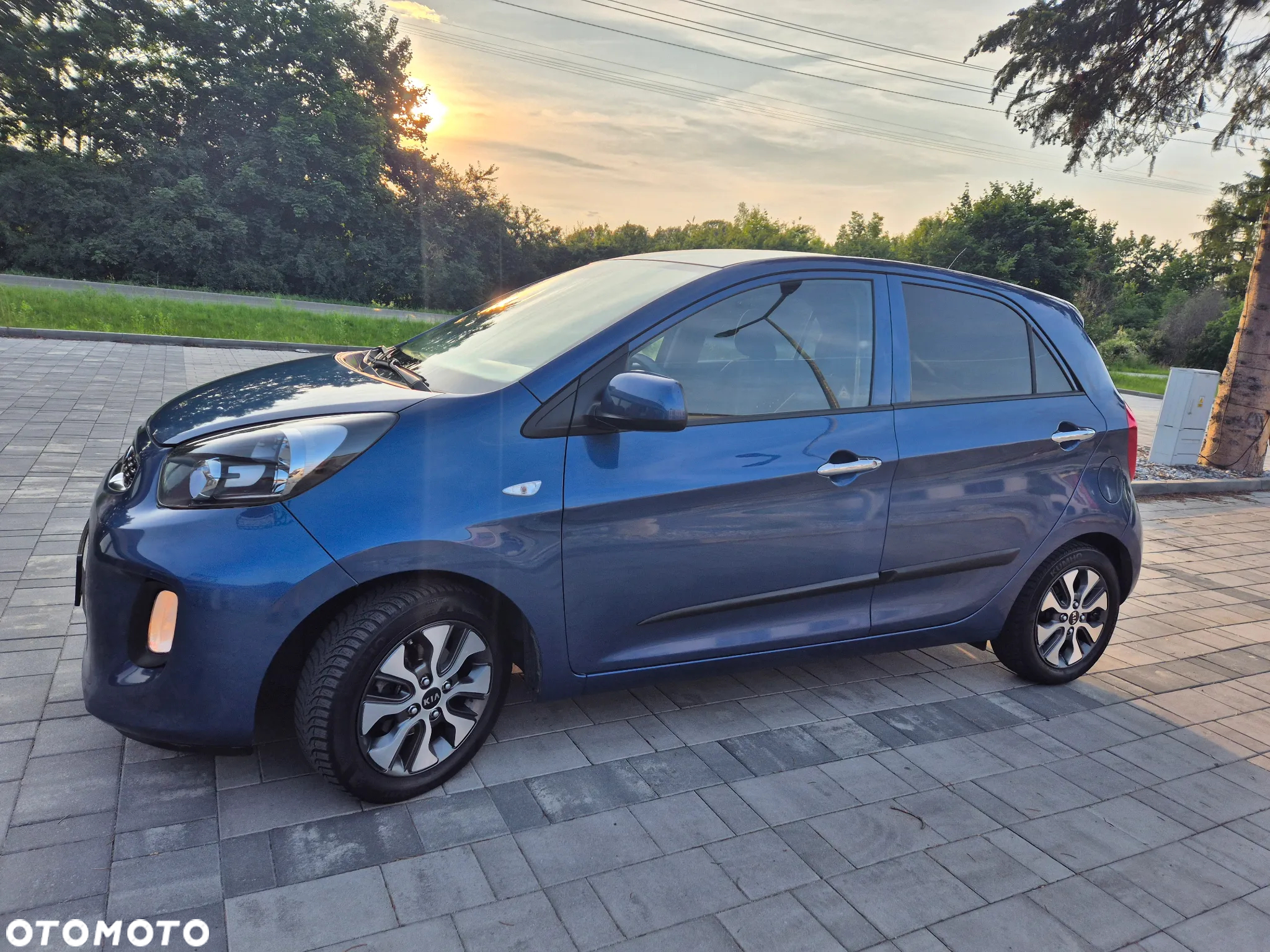 Kia Picanto 1.0 Dream-Team Edition - 4