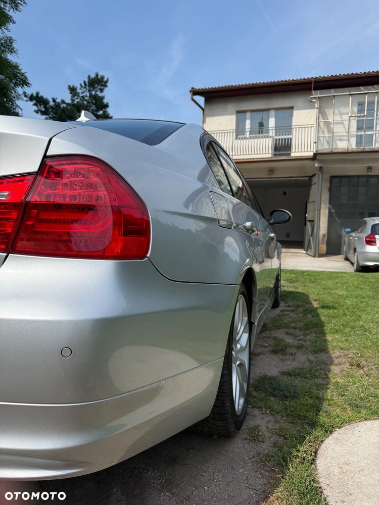 BMW Seria 3 318i - 6