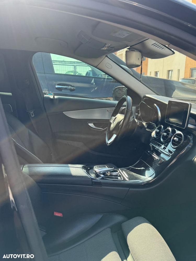 Mercedes-Benz C - 14