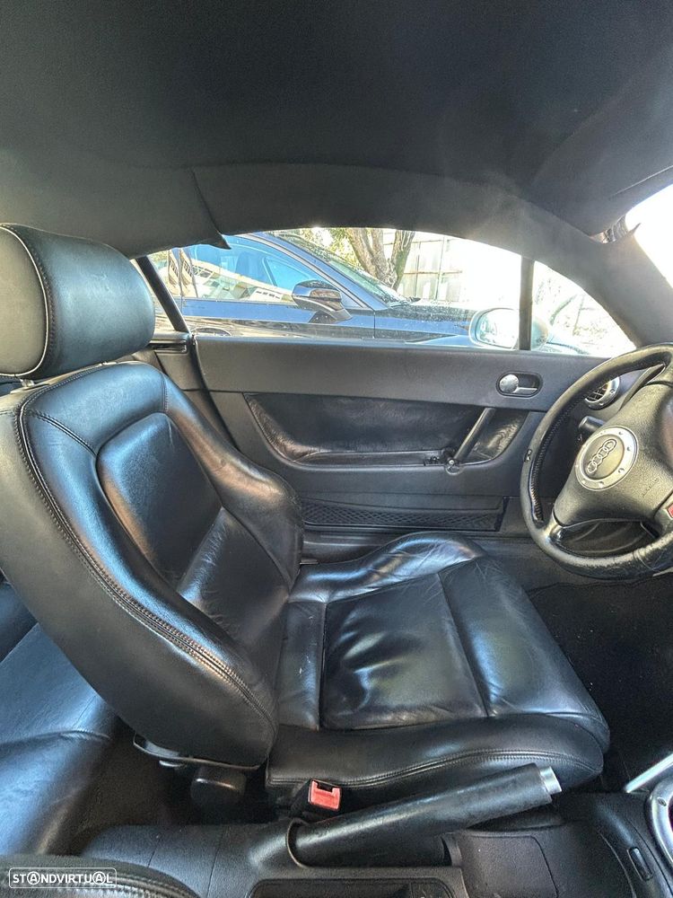 Audi TT Coupé 1.8 T - 16