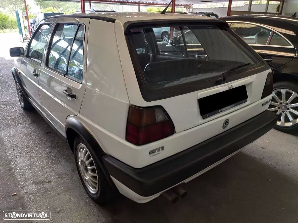 VW Golf 1.8 GTI - 2