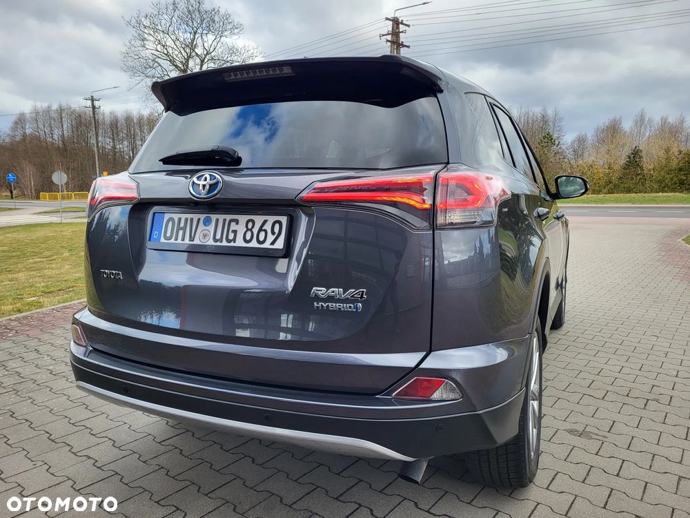 Toyota RAV4 Hybrid Premium 4x2 - 6