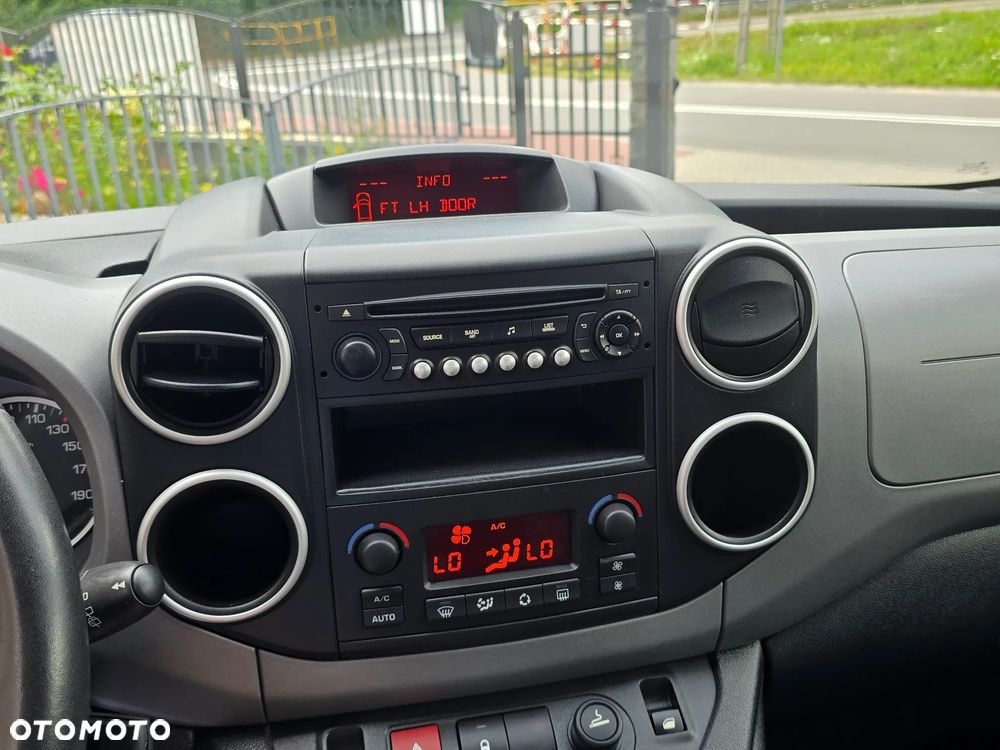 Citroën Berlingo Multispace BlueHDi 100 S&S XTR - 32