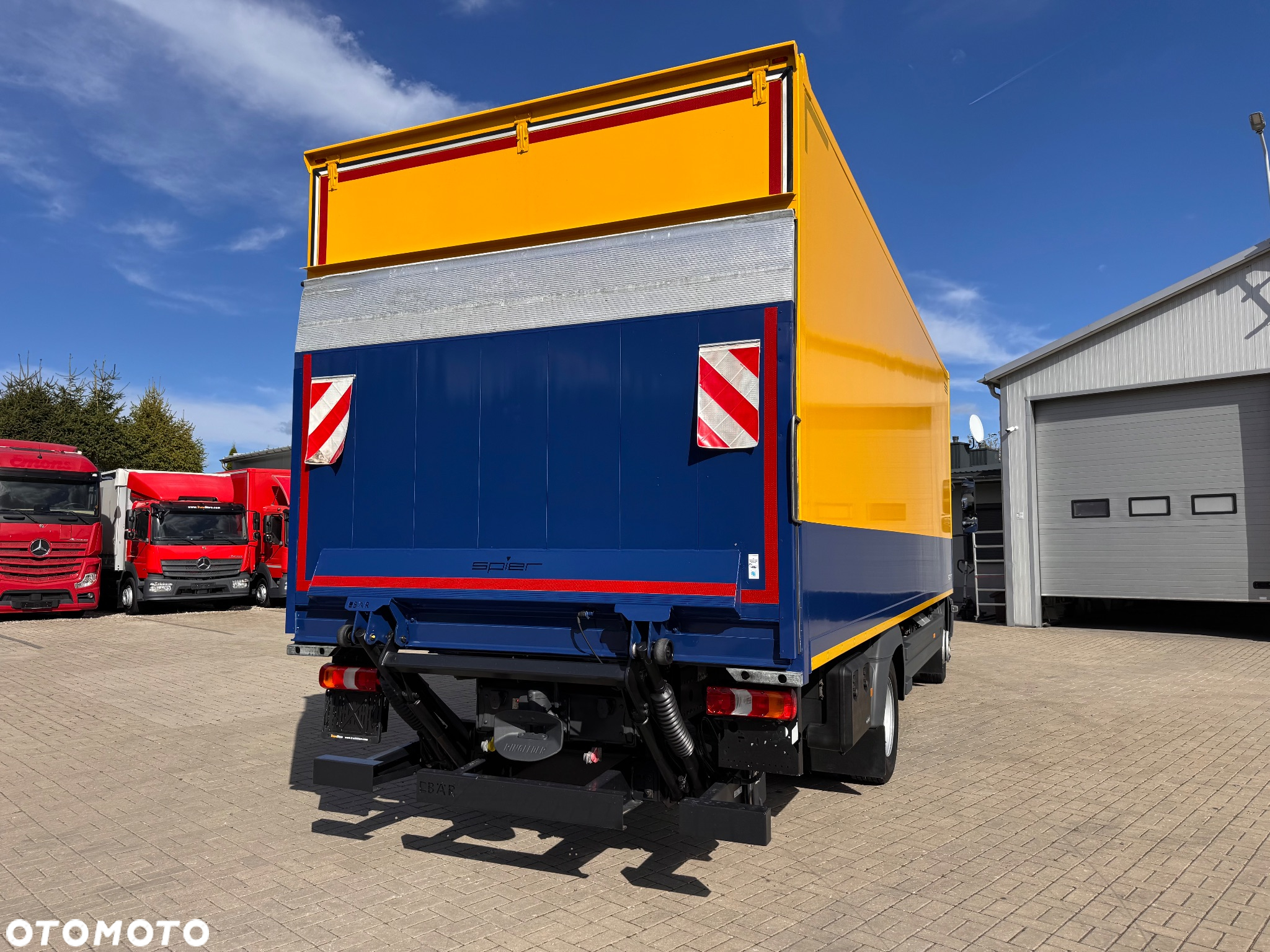 Mercedes-Benz ATEGO - 5