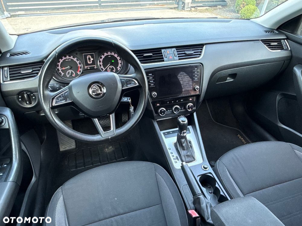Skoda Octavia 1.6 TDI Style DSG - 10