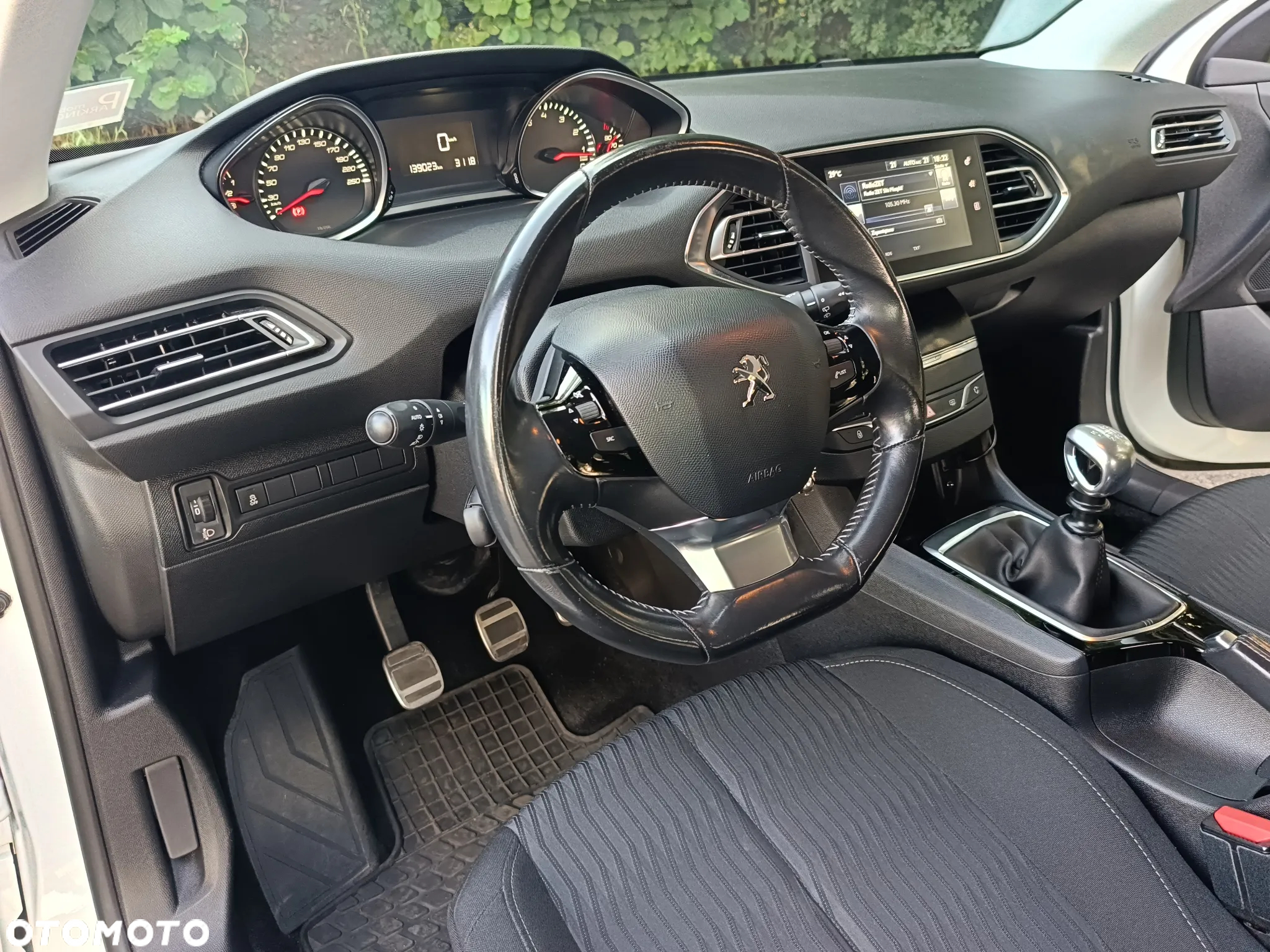 Peugeot 308 1.6 THP Active - 12