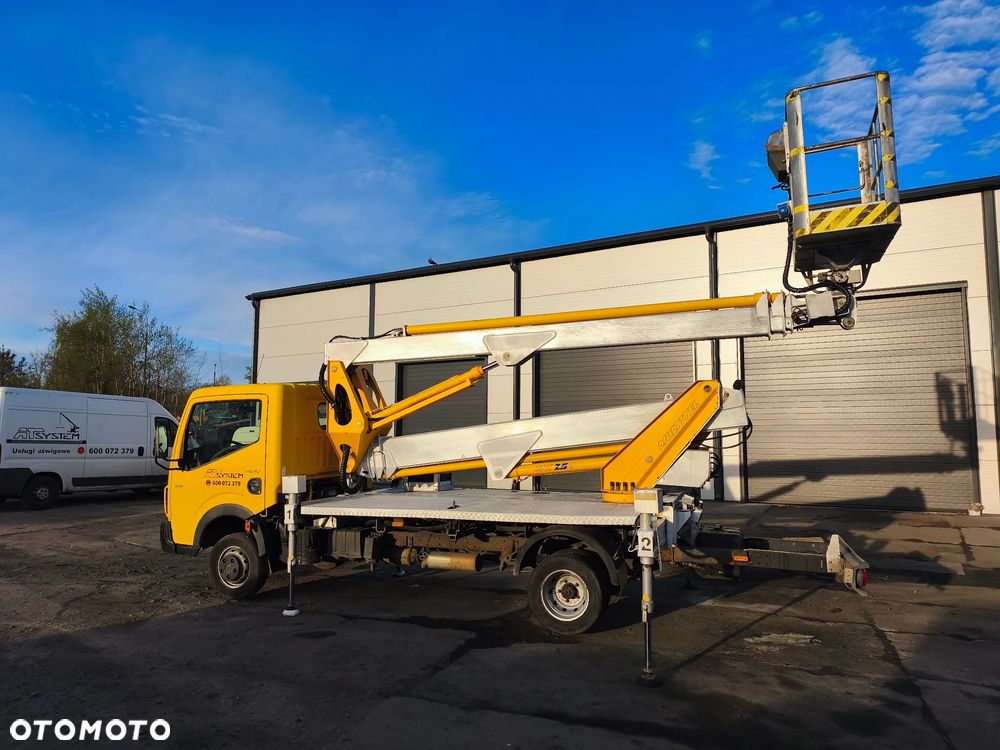 Renault Maxity - 33