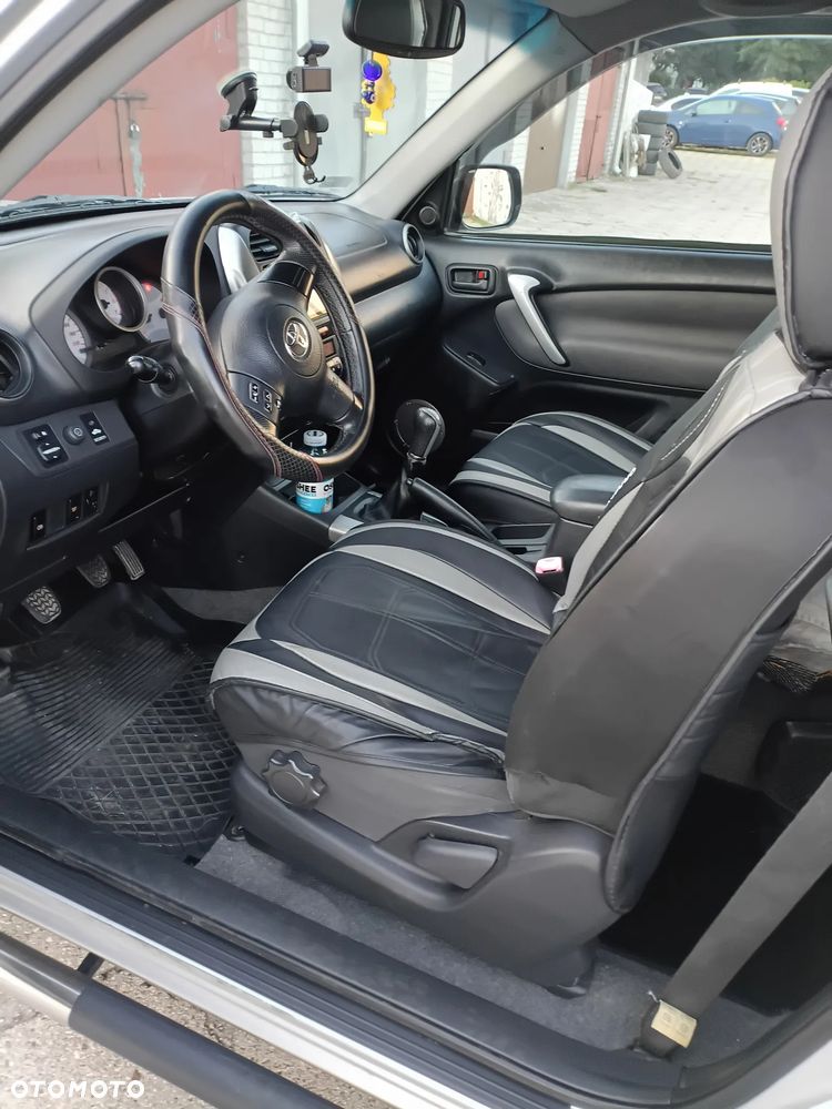 Toyota RAV4 D-4D 4x4 Edition - 2