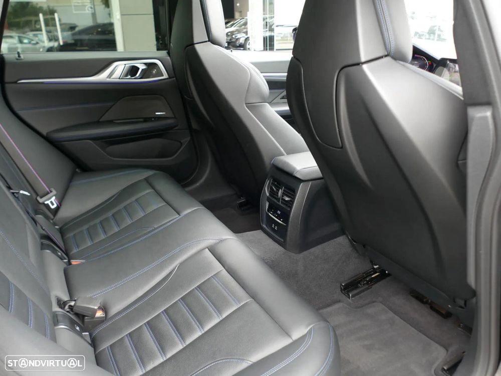 BMW 420 Gran Coupé d Pack Desportivo M Pro Auto - 36