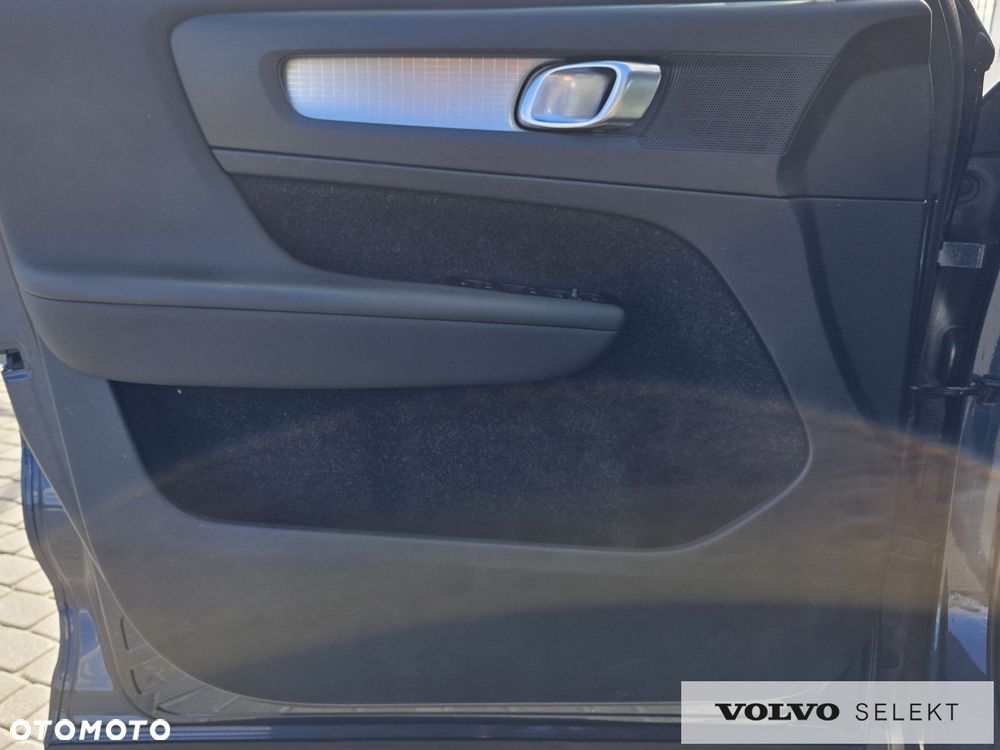 Volvo XC 40 - 15
