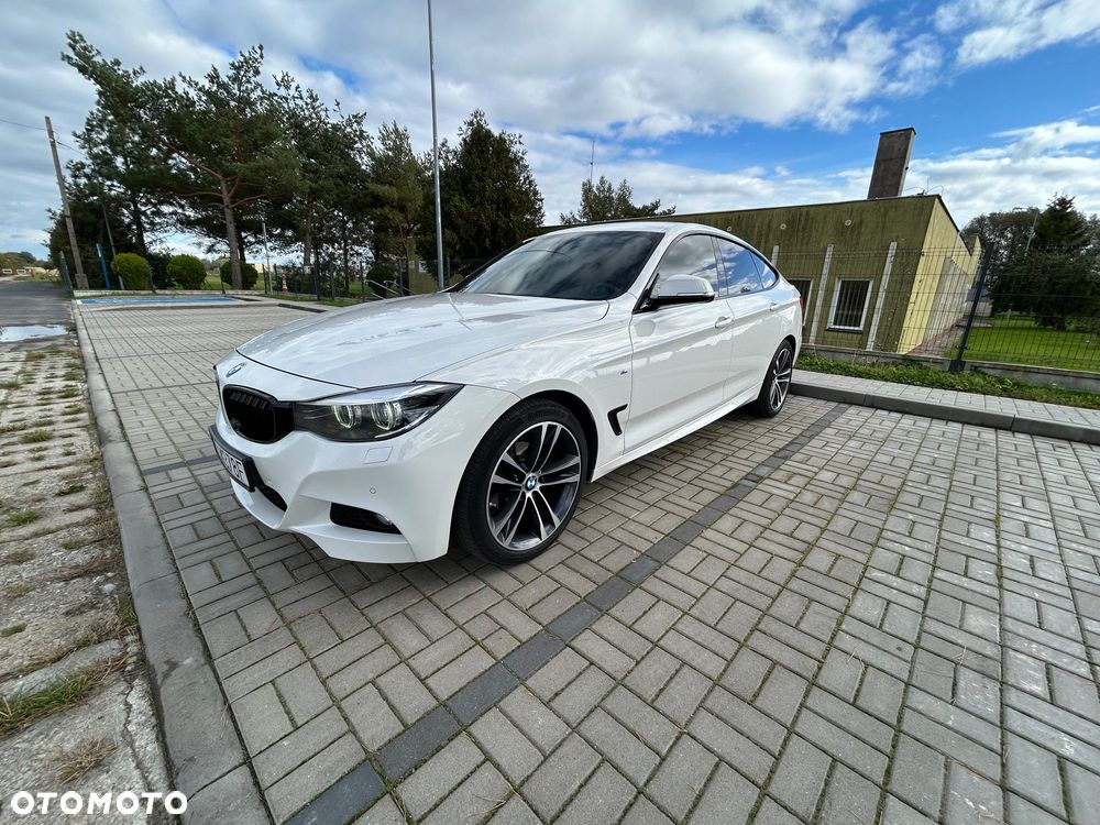BMW Seria 3 318d M Sport - 2
