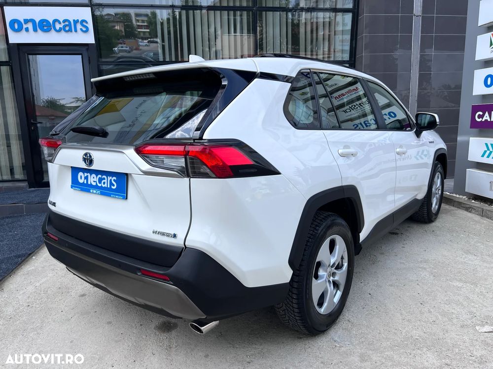 Toyota RAV4 - 4