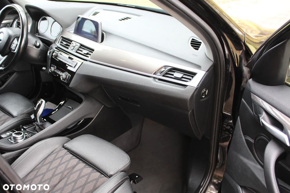 BMW X1 sDrive20i xLine sport - 24