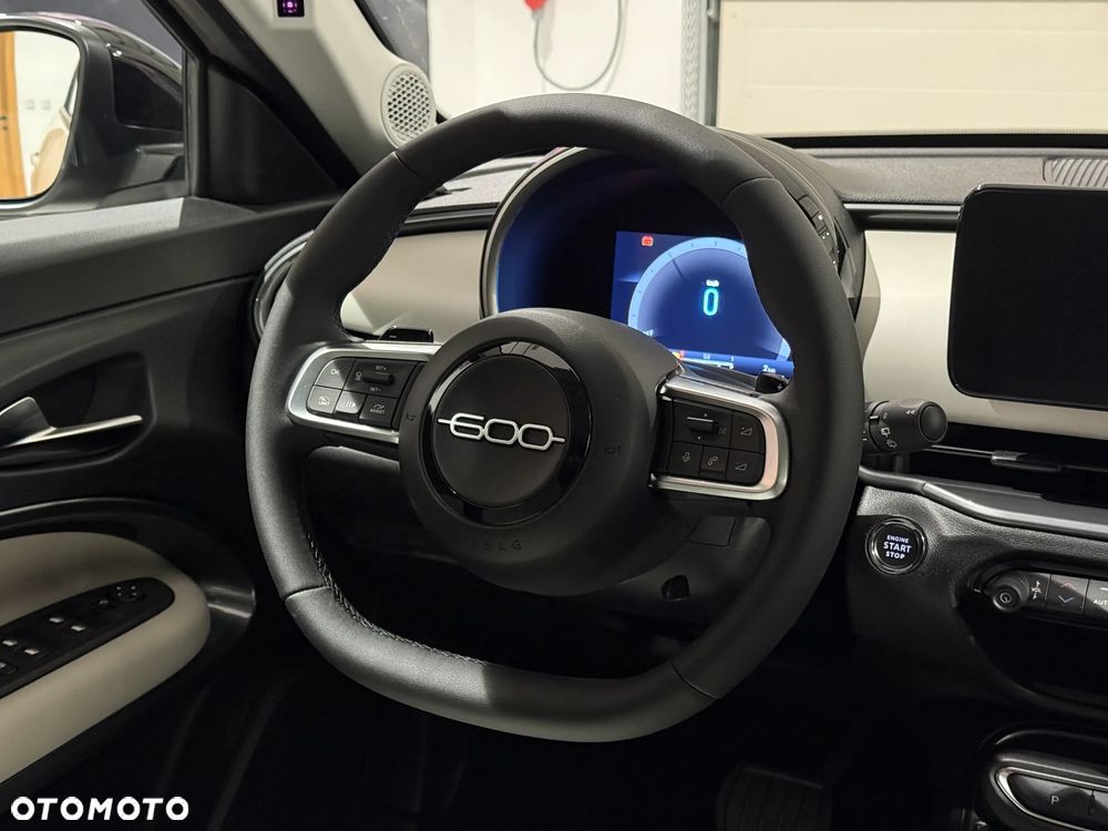 Fiat 600 1.2 Turbo La Prima eDCT - 21