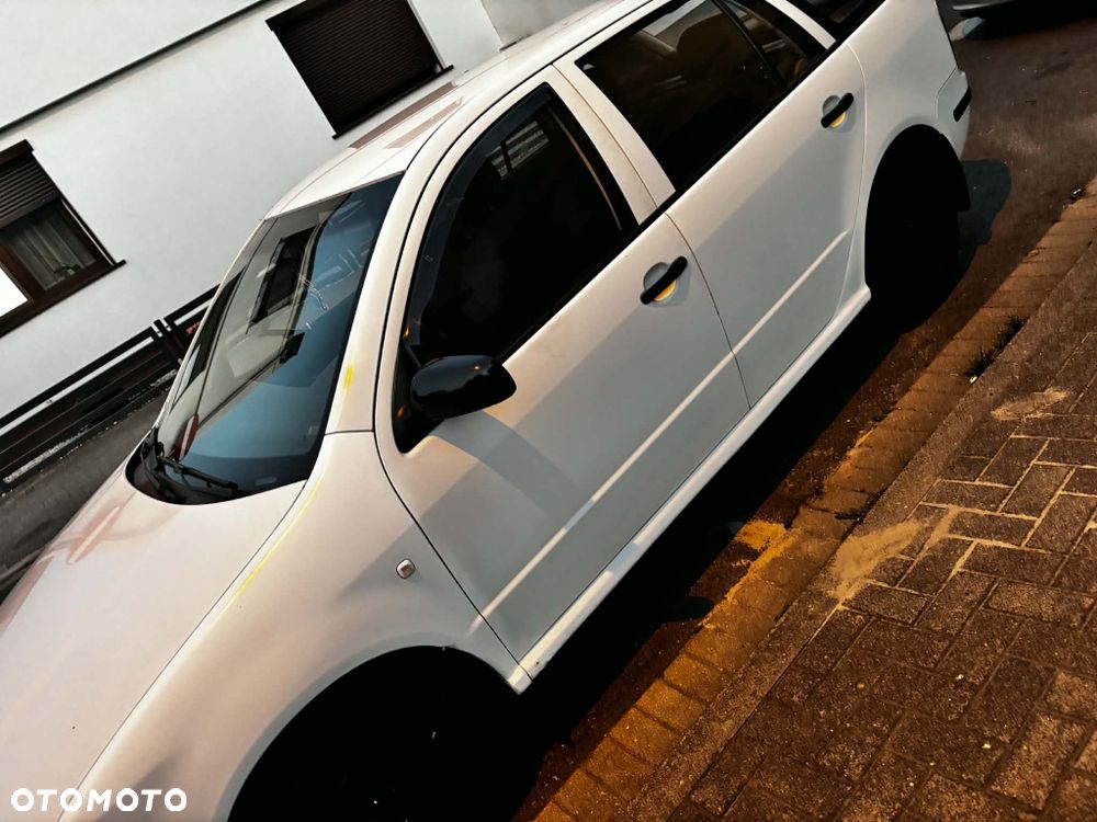 Skoda Fabia - 5