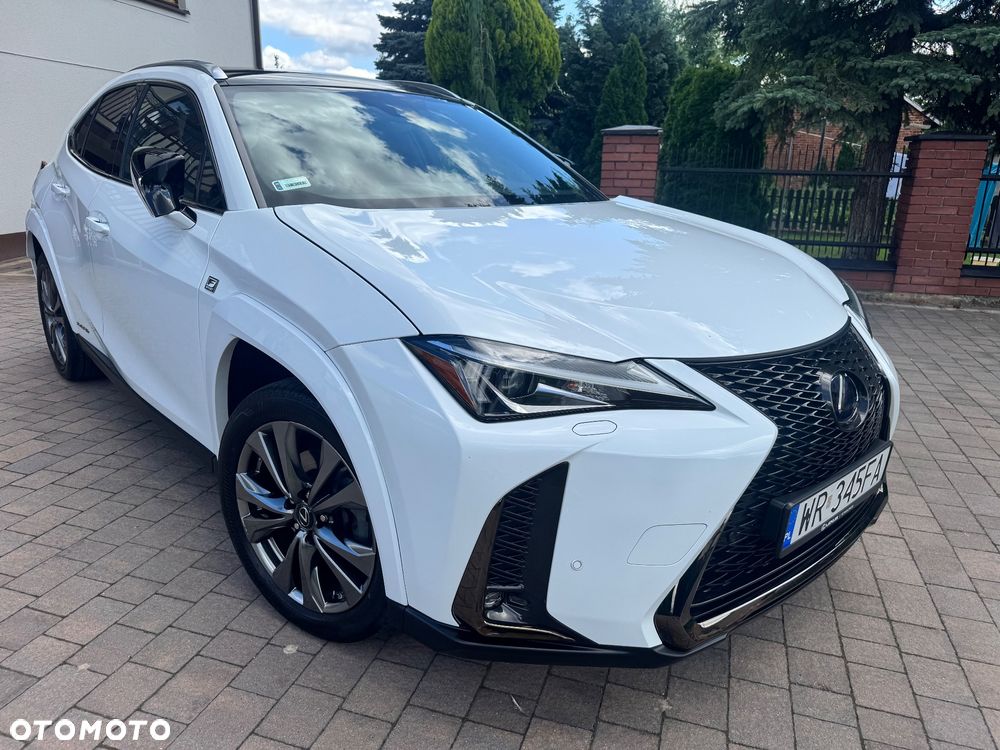 Lexus UX 250h F Sport 2WD - 1
