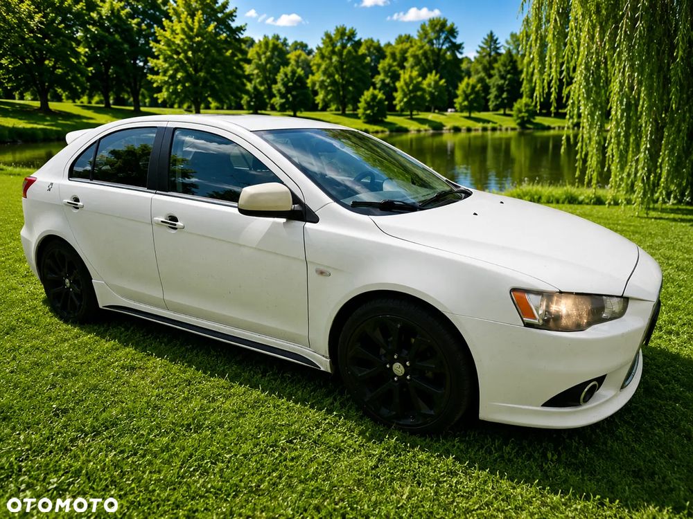 Mitsubishi Lancer - 8