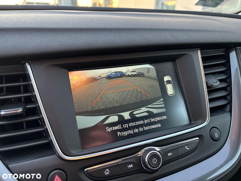 Opel Grandland X 1.2 T GPF Design Line S&S - 23