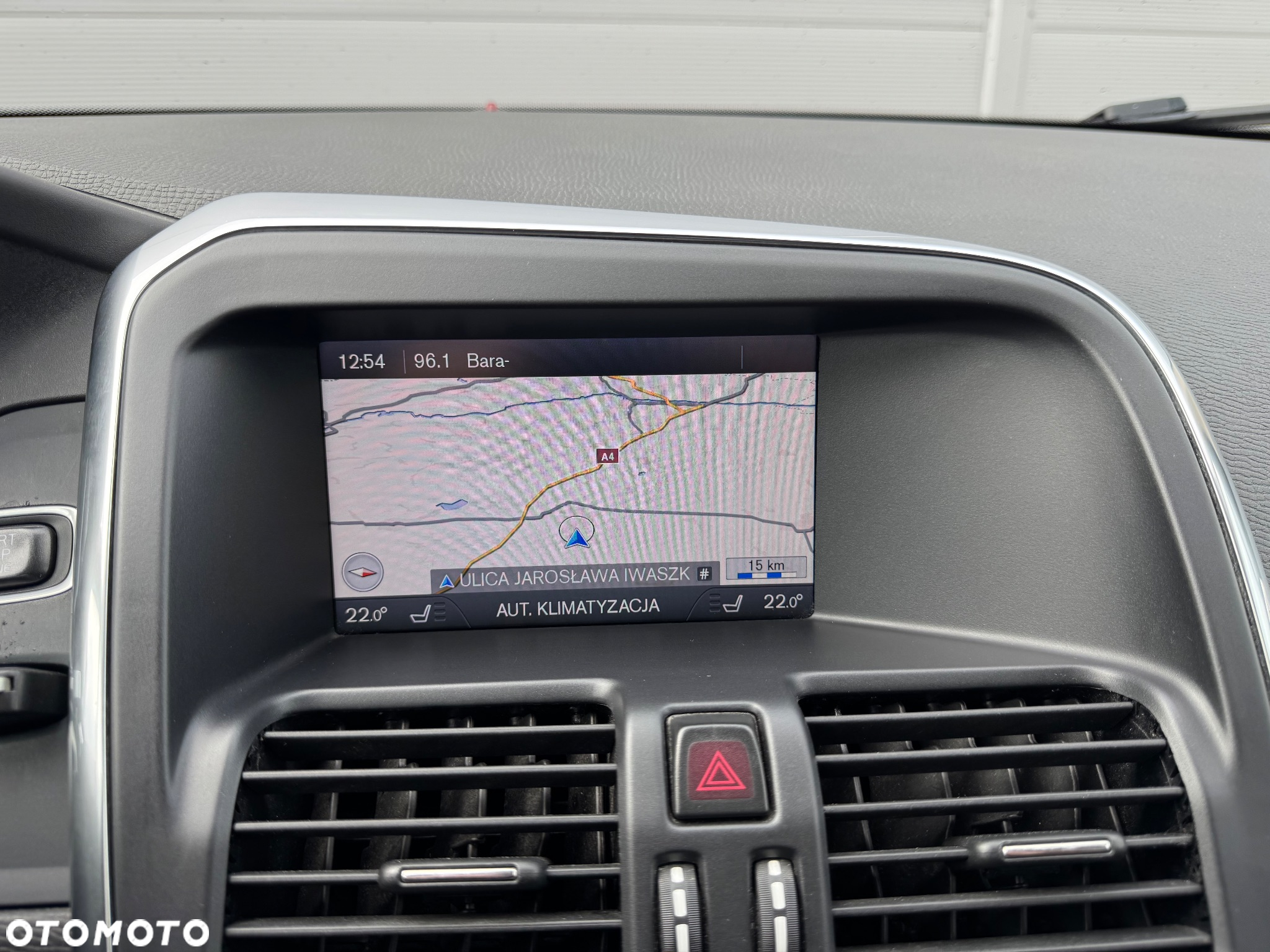 Volvo XC 60 D4 AWD Geartronic RDesign - 22