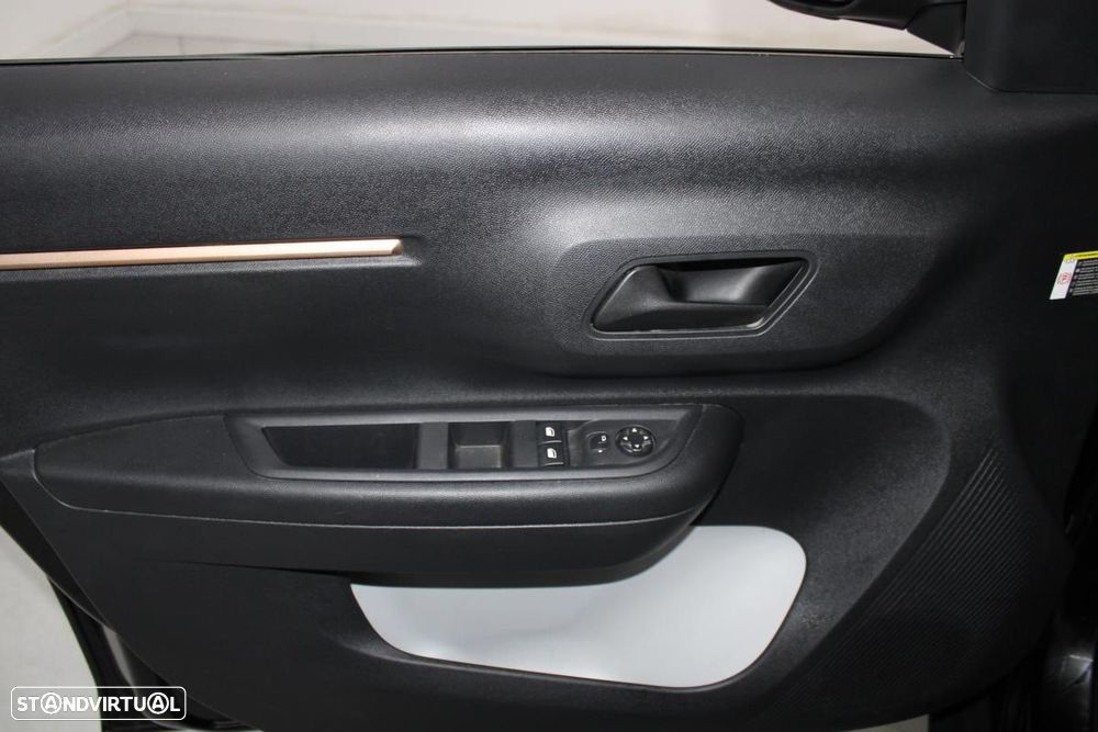 Citroën e-C3 Aircross YOU - 10