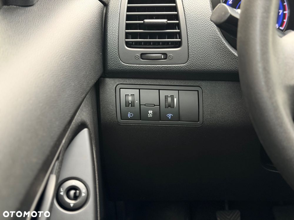 Hyundai ix20 1.4 Comfort - 21