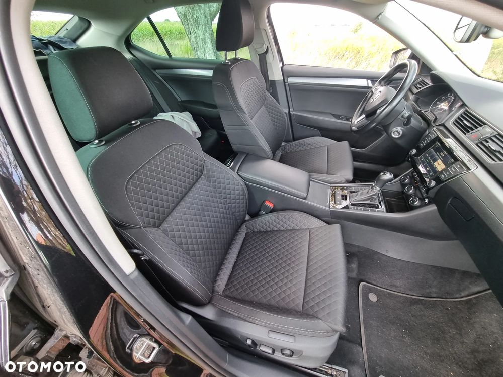 Skoda Superb 2.0 TSI Style DSG - 29