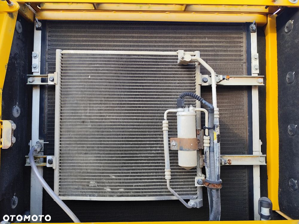 Volvo EC 210 CL - 21