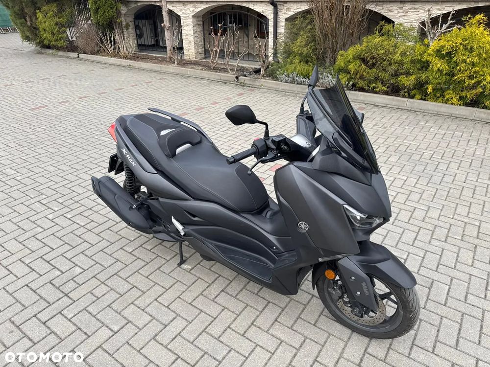 Yamaha X-max - 23